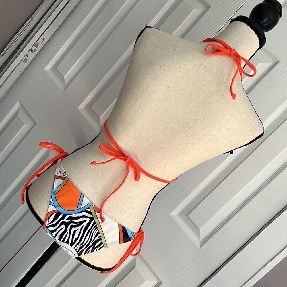 Three Piece Bikini Swim Set With Zebra Print - Picture 5 of 12